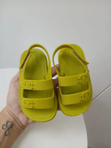 ? Mini Melissa Papete Verde Lima ?