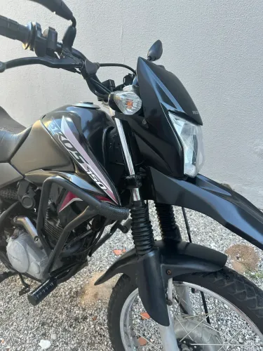 Vende-se Honda Bros 150 ES 2013 - Excelente Estado