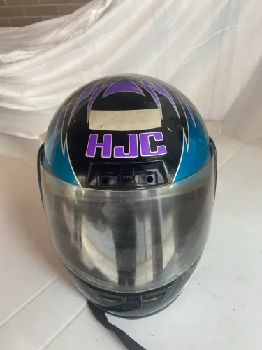 Capacete HJC usado