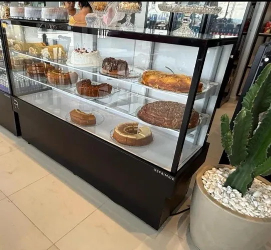 Balcão Expositor Vitrine Natural de pão, bolo, bolachas e salgados em até 10x sem juros