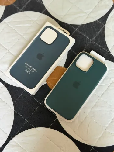 Capa de silicone com MagSafe para iPhone 16 Pro Max - Denim