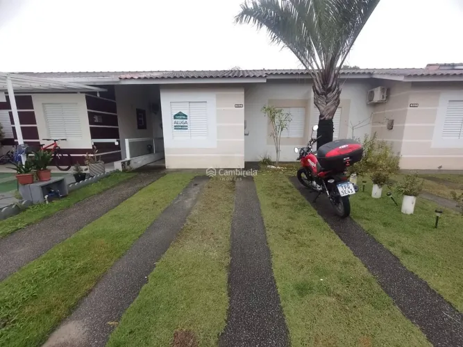 Casa de 2 Dormitórios em Condomínio Fechado Bela Vista