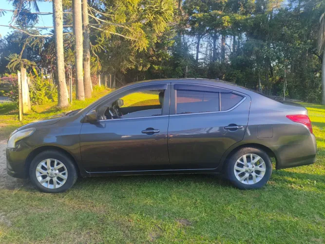 Nissan Versa SL 1.6 16V Flexstart 4P Mec. 2016