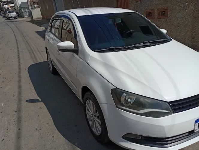 Volkswagen Gol Geração VI Comfortline 1.0 8V Total Flex Mec. 4P 2015