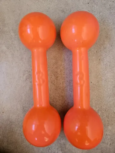Par de halteres emborrachados de 3 kg