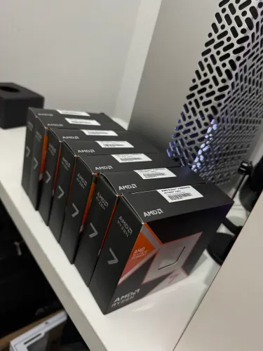Lote de processador Ryzen 7 9800x3d 7Unidades