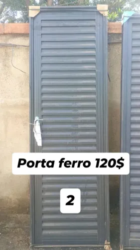 Porta de ferro