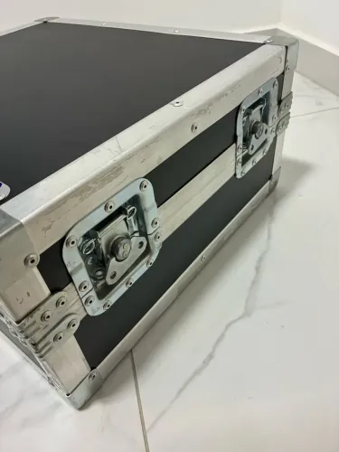 Par de case para toca discos MK2 Technics marca Nova Case