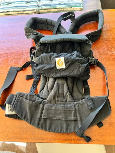 Canguru Ergobaby