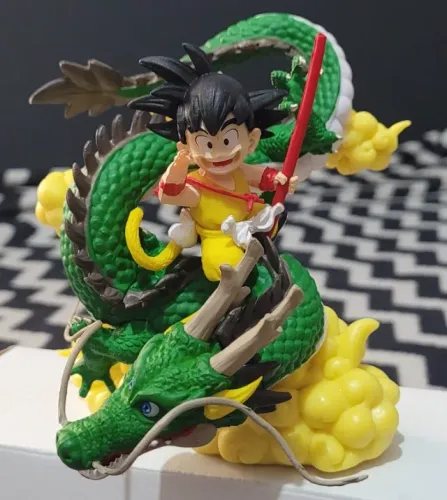 Figure Dragon Ball Goku Shenlong