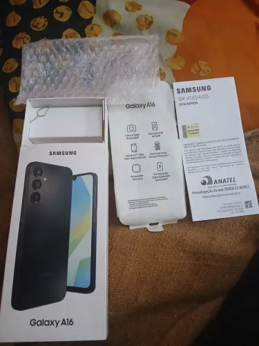 VENDO UM CELULAR  NOVO VALOR R$ 500 REAIS CONTATO *