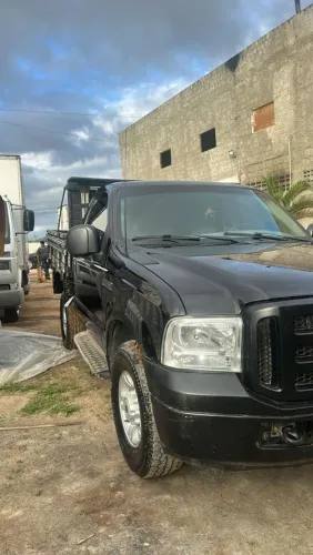 Ford F-250 XLT 3.9 4X2 CD TB Diesel 2008