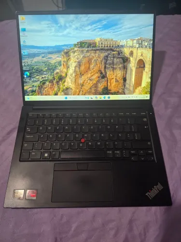 Notebook Lenovo ThinkPad E14 gen 5 rysen 5 7430u 16gb 256ssd top