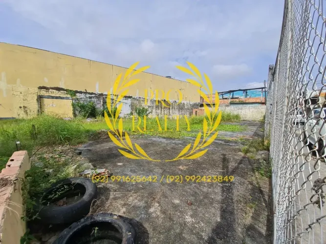 Terreno em via principal/ Grande Circular/ 20x50/ documentado/ Autaz Mirim/ plano.