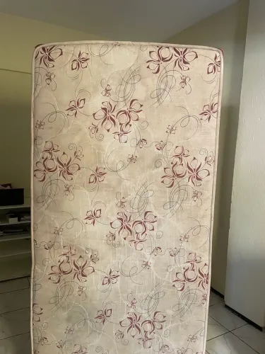 Cama de solteiro
