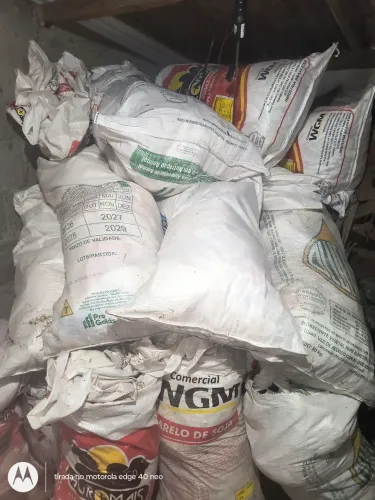 Vendo sacos vazios de ração 40 kg