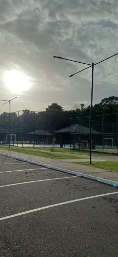 Transfiro Lote no Condomínio Fasann Ville, pronto para construir.