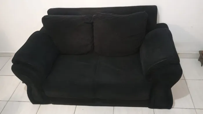 Sofá sem rasgo conservado