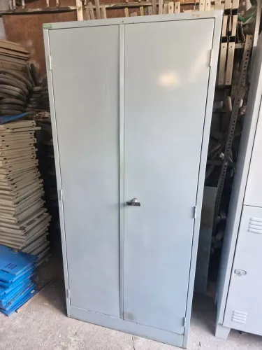 Armário de Aço 2 Portas - Reformado e Seminovo