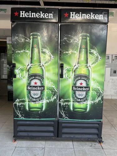 Freezer Cervejeiro refrimate duplo controlador digital e lâmpadas funcionando