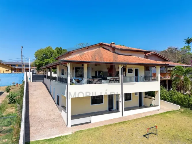 Chácara com 5 dormitórios à venda, 1002 m² por R$ 2.300.000,00 - Chácara Camanducaia - Hol