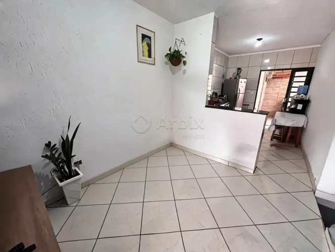 Casa à venda no bairro Jardim São Roque em Americana/SP