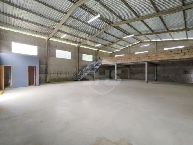 Galpão para alugar, 825 m² por R$ 18.150,01/mês - Água Verde - Blumenau/SC