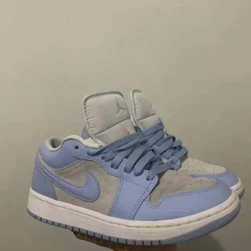 air jordan 1 low wmns university blue original