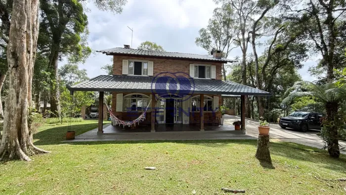 Casa à venda em Brasília, São Bento do Sul | 4 dorms, 2 suítes, 320m²