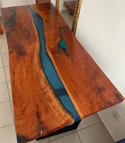 MESA DE MADEIRA