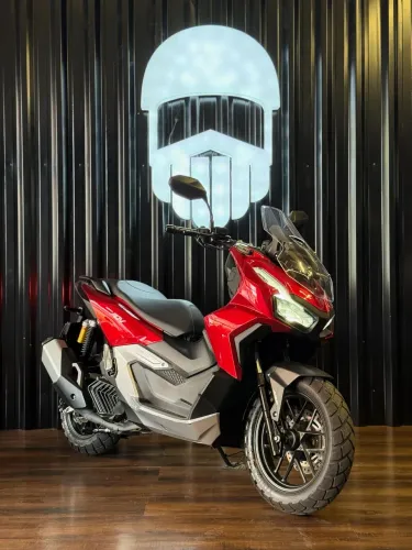 ADV 160