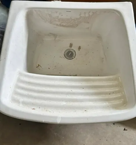 Tanque de louça 