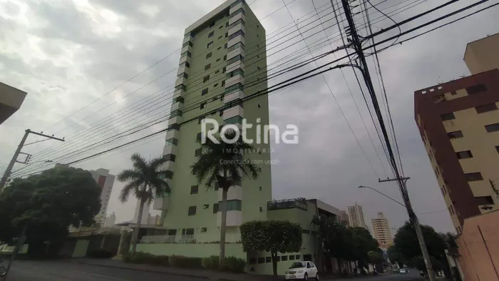 Cobertura para alugar, 4 quartos, Osvaldo Rezende - Uberlândia/MG - Rotina Imobiliária