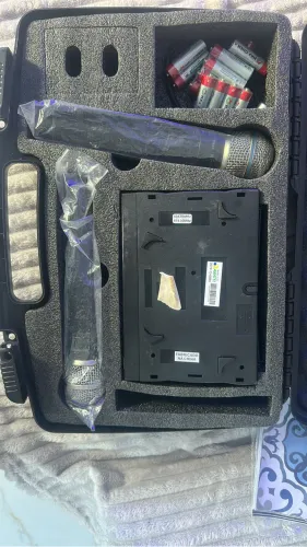 Caixa de som 15" ativa com tripé e dois mix sem fio