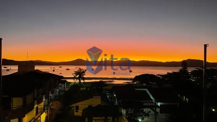 Cobertura em Jurerê com vista mar