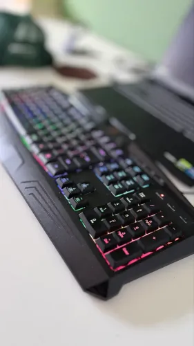 Teclado Gamer Redragon Membrana - Preço Negociável