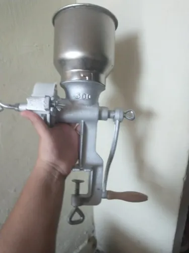 Triturador de grãos