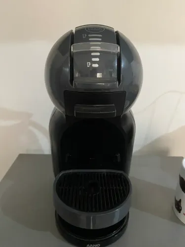 NESCAFÉ Cafeteira Dolce Gusto Mini Me Automática