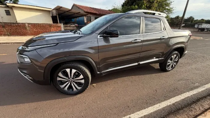Fiat Toro Volcano 2.0 16V 4X4 TB Diesel Aut. 2025