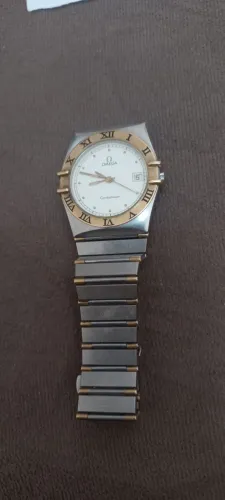 Relógio Omega constellation