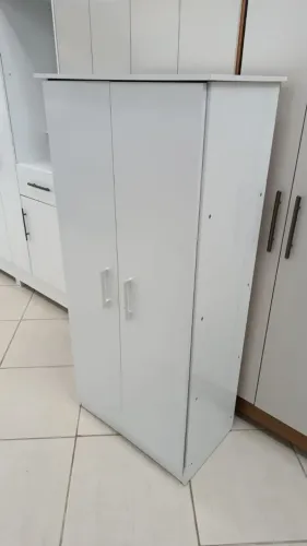 Multiuso novo montado 