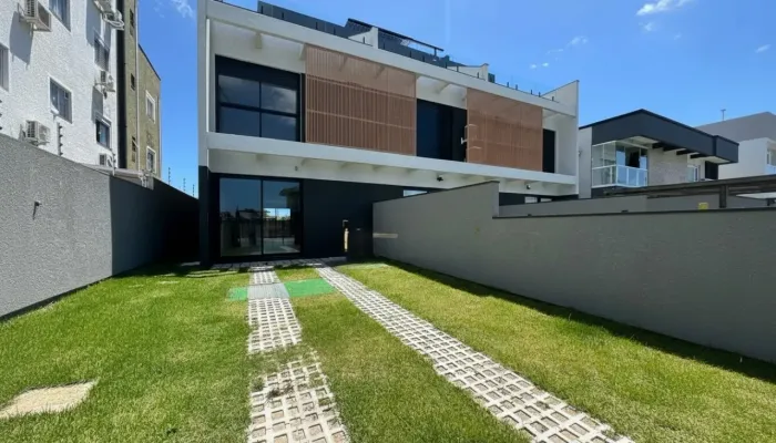 Triplex Geminado com 3 Suítes, Jacuzzi e Área Gourmet | Ingleses