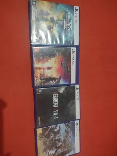 4 jogos de PlayStation 5 em bom estado