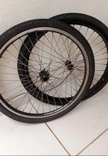 Roda aro 26 1.1/2 + pneus 