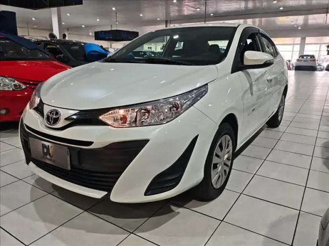 Toyota Yaris XL Live Sedan 1.5 Flex 16V 4P AUT 2021