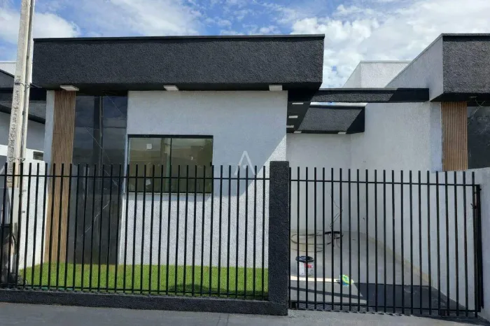 Casa Residencial 2 quartos à venda no Bairro JARDIM COOPAGRO em TOLEDO por R$ 245.000,00
