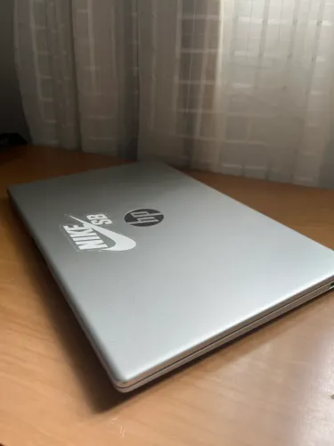 Laptop hp 512 gb/ 16 gb ram