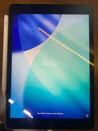 iPad 9a Geração 64GB Prata + Stylus Pen (Caneta Compatível)