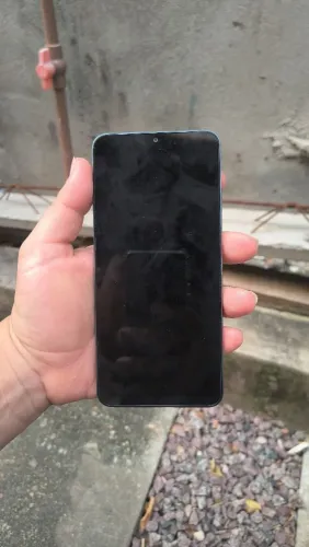 Vendo redmi 13c em ótimos estado.