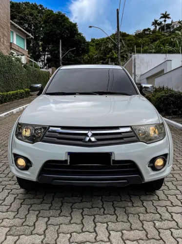 Mitsubishi L200 Triton HPE 3.5 CD V6 24V Flex Aut. 2016